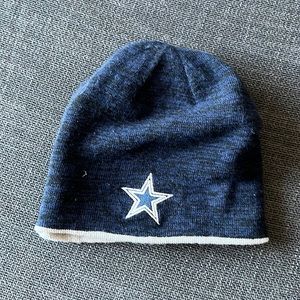 Revers-able cowboys beanie